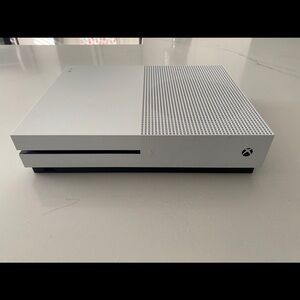 Xbox One S with Controller and Charging Station